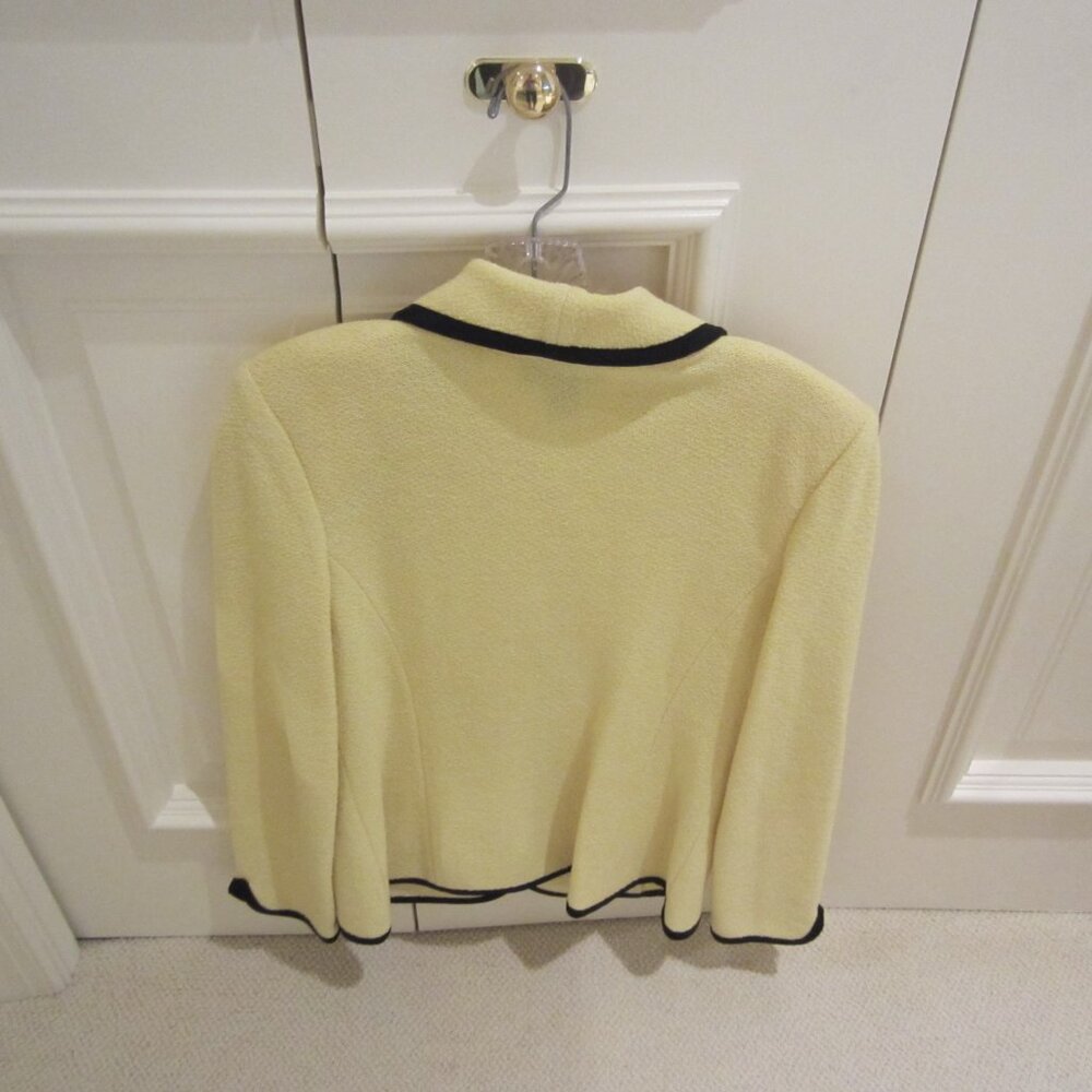 St John Collection Jacket - Picture 2 of 2